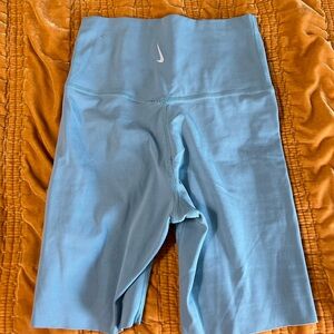 Nike biker shorts!💙